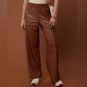 Aerie Real Luxe Super Soft Brown Wide-Leg Vegan Leather Pants size S minimalist